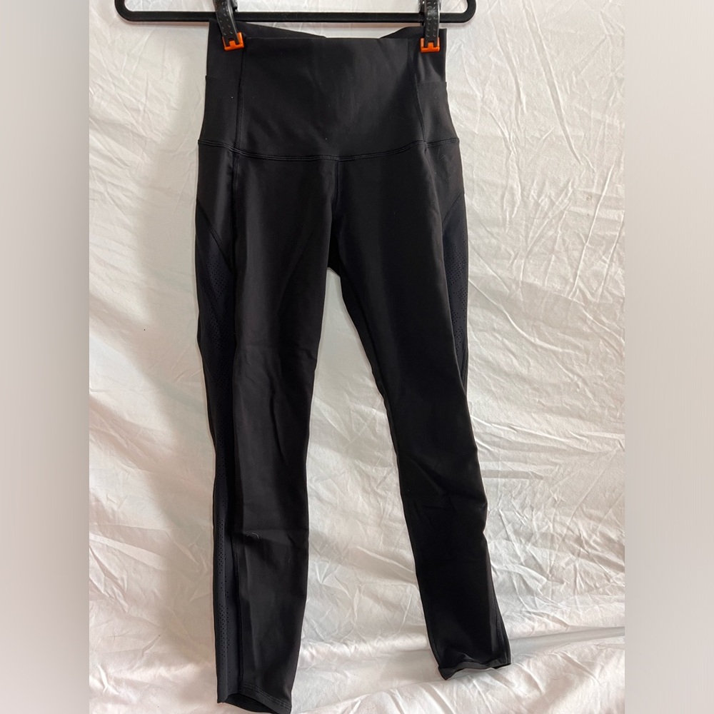 Lululemon High rise leggings with mesh